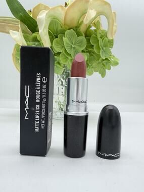 MAC Matte Lipstick VELVET TEDDY - 0.10oz./3g